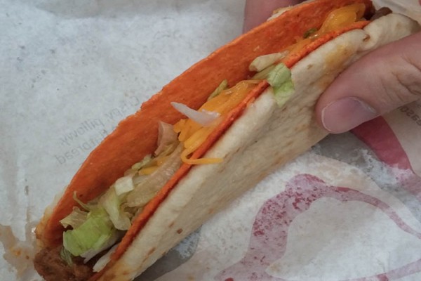 Review Taco Bell Doritos Cheesy Gordita Crunch Fast Food Watch